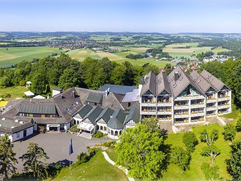 3 Relax-Tage NS im Hotel Reiterhof Wirsberg  Bellevue Spa & Resort ****S in Bayern Oberfranken  2