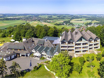 5 Relax-Tage NS im Hotel Reiterhof Wirsberg  Bellevue Spa & Resort ****S in Bayern Oberfranken 