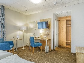 Sightseeing-Urlaub in Hamburg (4 Tage) mit Stadtrundfahrt im Doppeldeckerbus