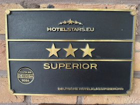 Sightseeing-Urlaub in Hamburg (3 Tage) mit Stadtrundfahrt im Doppeldeckerbus (hop-on hop-off)