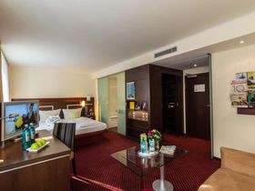 Silvester in Dortmund inkl. Dinner Dance