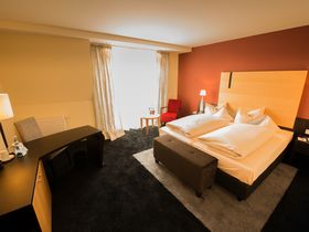 Thermen Kurztrip- 3 Tage mit Candle-Light-Dinner & Badewelt Sinsheim