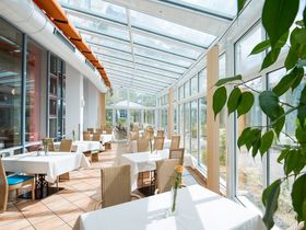 Thermen Kurztrip- 3 Tage mit Candle-Light-Dinner & Badewelt Sinsheim