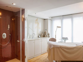 Zeit zu Zweit inkl. Wohlfühldinner & Himmlisches Bronzebad bei Kerzenschein - 3 Tage Bad Saarow