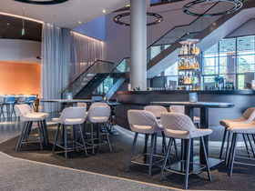 Rostocker Weihnachtsmarkt- Glühweinduft und Lichtzauber 