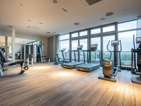 Rostocker Weihnachtsmarkt- Glühweinduft und Lichtzauber 