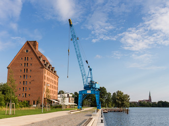 Kurzentschlossen nach Schwerin