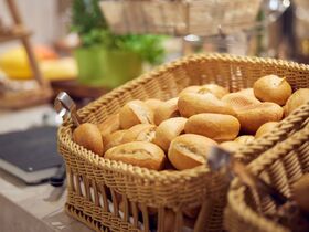 Kunst in Hannover: Niki.Kusama.Murakami inkl. Abendessen