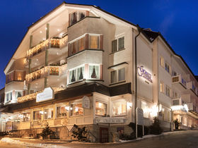 Göbel´s AUS.ZEIT - 4 Nächte