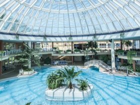 Luxus-Zeit zu zweit– OstseeTherme & Dinner