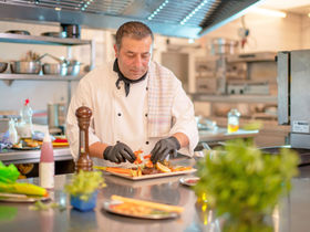 Sleep & Kiss - 2 Tage, 2 Herzen, ein Kurzurlaub in Aachen