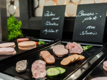 Silvesterknaller inkl. Silvesterparty im auswärts mit Abendessen 3 Nächte / 4 Tage 2