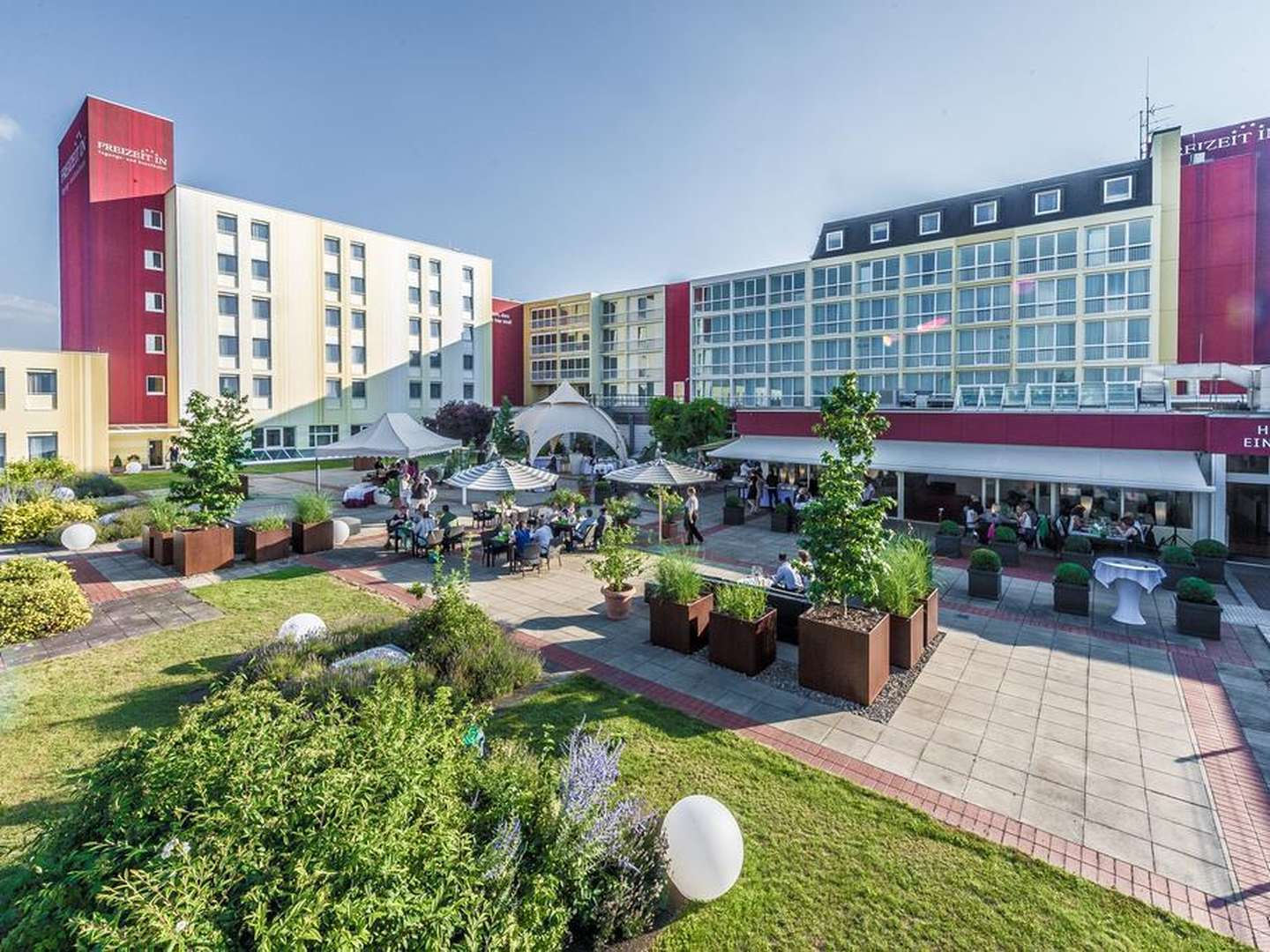 Silvesterknaller inkl. Silvesterparty im auswärts mit Abendessen 3 Nächte / 4 Tage 2