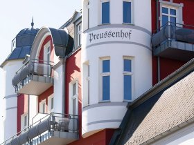 Silvesterzauber mit Gala-Dinner in Zinnowitz