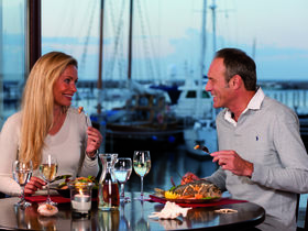 Kurzurlaub in der Yachthafenresidenz Hohe Düne I 2 Nächte