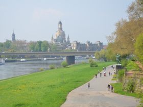 5 Tage Dresden entdecken inkl. Stadtrundfahrt & 3-Gang Menü