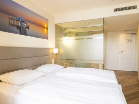 4 für  3 - Lübecks Altstadt und Mee(h)r