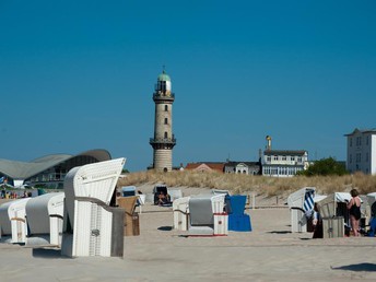 Sonntags am Park in Warnemünde