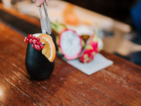 Romantischer Tag für Verliebte mit Candle-Light-Dinner