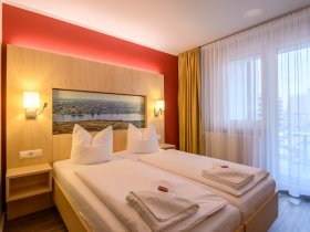 Kurztrip Rostock – 2 Nächte direkt an Stadthalle & Hauptbahnhof