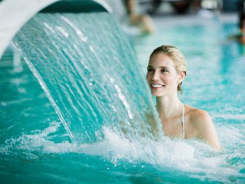 Ihr Zuhause im Südschwarzwald: 4 Tage Kurzurlaub mit Solemar Therme & 3 Gang Menü 2