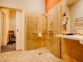 3 Tage E-Bike Auszeit im Grünen – rund um Schloss Gehrden 