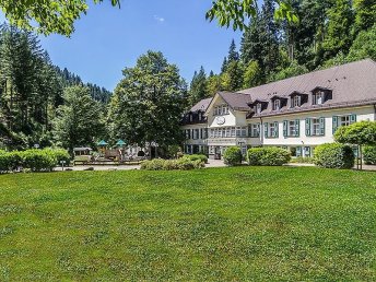 6 Tage Erholung und Wellness im (Schwarz-) Waldhotel 2