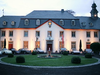 Herz & Rasen im Rheinland inkl. Greenfee und Nutzung Private SPA