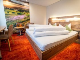 Sanfte Winteridylle genießen – inkl. Sauna und Kerzenscheindinner im Landhotel