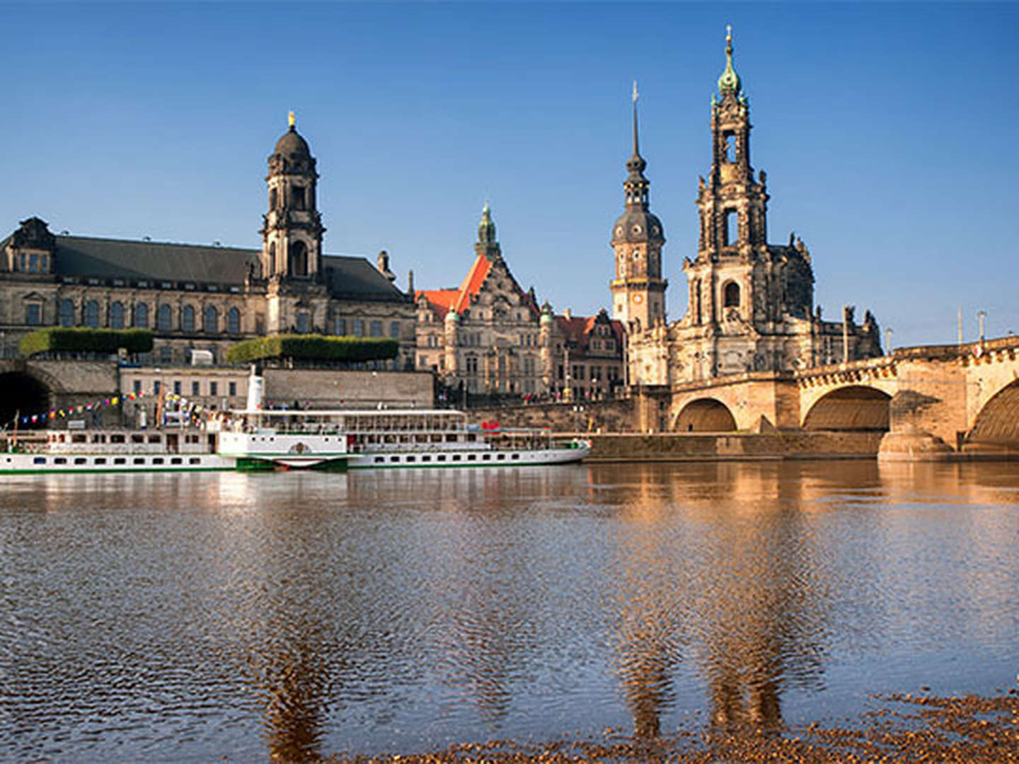 4 Tage Dresden - Frauenkirche - Ort der Begegnung/ Hoffnung/ Erinnerung 