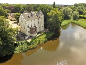 Nur die Liebe zählt (am Niederrhein)! Burgromantik in den historischen Mauern der Wasserburg