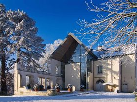 Schmusetage am Niederrhein inkl. Candlelight-Dinner | 3 Tage in der Wasserburg Boetzelaer