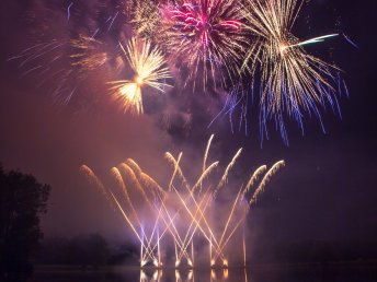 Silvester auf dem Rhein