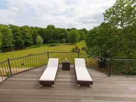 Kurzurlaub im Mecklenburger Schloss nahe Wismar -Schloss-Entdecker