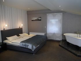 Bärenstarker Kurzurlaub | 3 Tage am Rhein inkl. Schifffahrt & Ticket  2