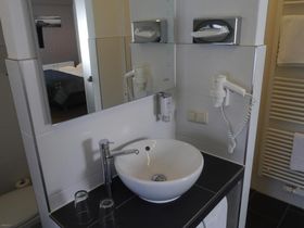 Bärenstarker Kurzurlaub | 3 Tage am Rhein inkl. Schifffahrt & Ticket  2