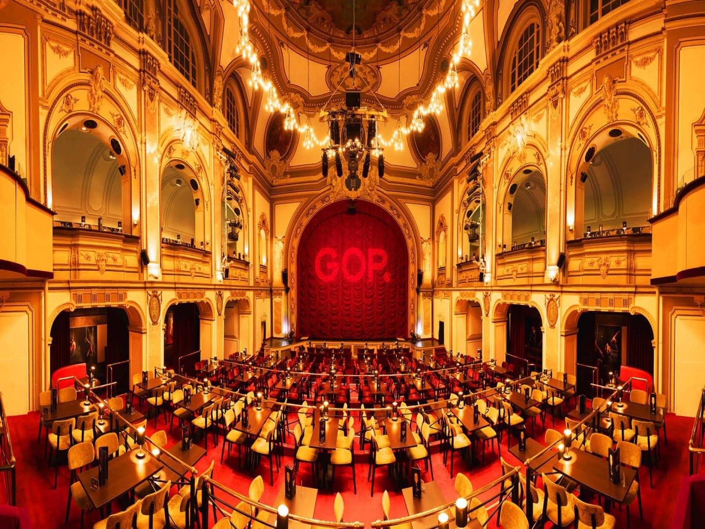 GOP Variete Theater - inkl. Live Cooking Buffet - 2 Tage inkl. Ticket
