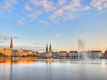 Hamburg an 4 Tagen entdecken mit Elbblick & Halbpension