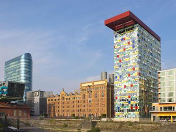 Düsseldorf hoch hinaus - 4 Tage Kurzurlaub am Hafen