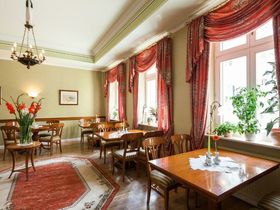 Silvester mit live-Musik in der Großherzoglichen Orangerie Neustrelitz 2