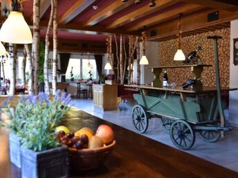 Kuschelstunden zu Zweit im romantischen Schwarzwald - 5 Tage mit Therme & Candle Light Diner