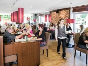 4 Tage Papenburger Ozeanriesen inkl. Besichtigung Meyer Werft  