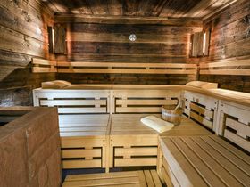 Best Friends - das Freunde Arrangement im Heimathenhof