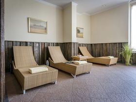 Best Friends - das Freunde Arrangement im Heimathenhof