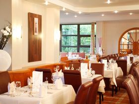 Siebenschläfer mit Halbpension - 8 Tage in Bad Dürkheim in der Pfalz ( Eine Nacht geschenkt)