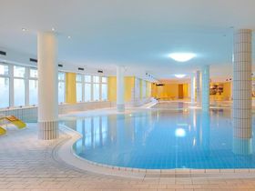 Heiße Quellen - 5 Tage Kurzurlaub in Binz inkl. Abendessen