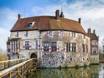 Schlemmen - Schlafen - Schwimmen - Sauna - Münsterland inkl. Eintritt Burg Vischering