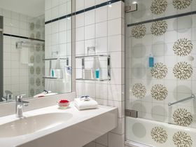 Kurzurlaub im Dorint Hotel Düsseldorf / Neuss 2 Tage inkl. Dinner