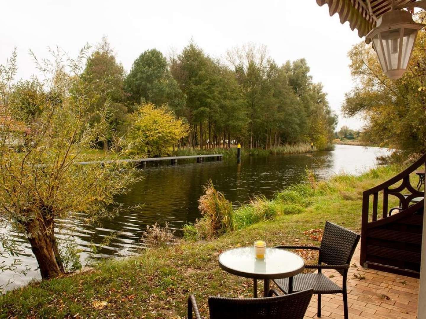 Erholung zu Zweit im Whirlpool an der Mecklenburgischen Seenplatte