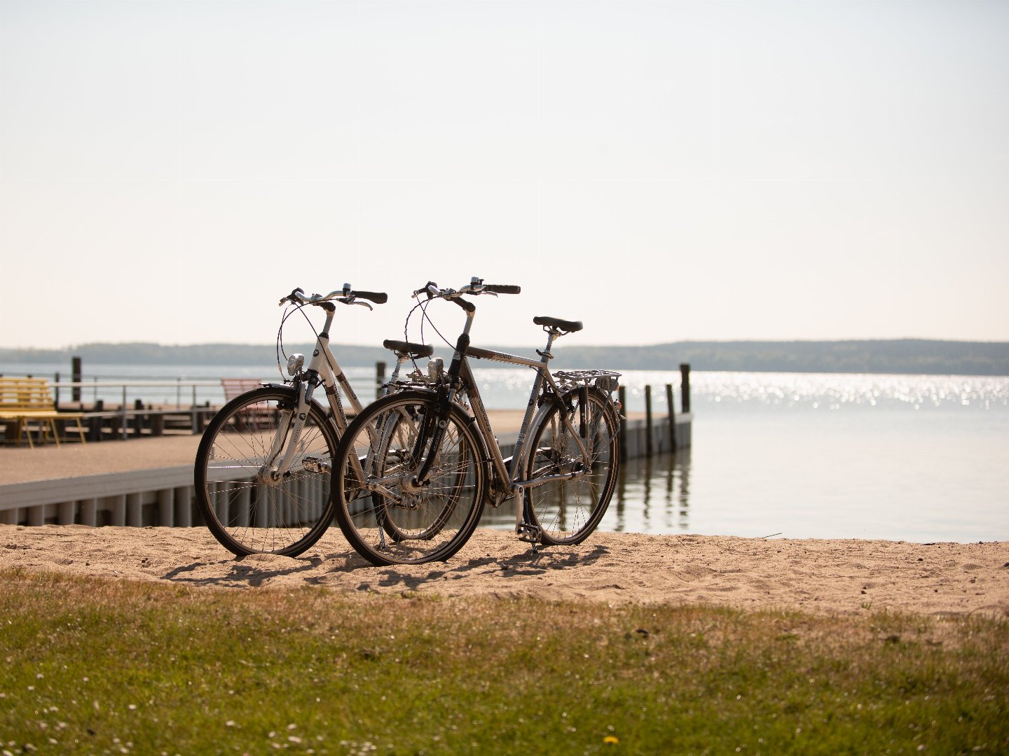 Oma, Opa und Enkel auf Tour am Plauer See